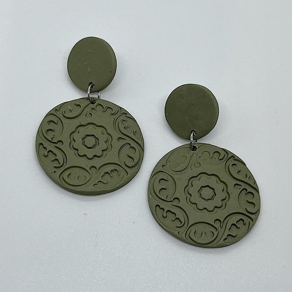 Round Handmade Earrings - Picture 1 of 5